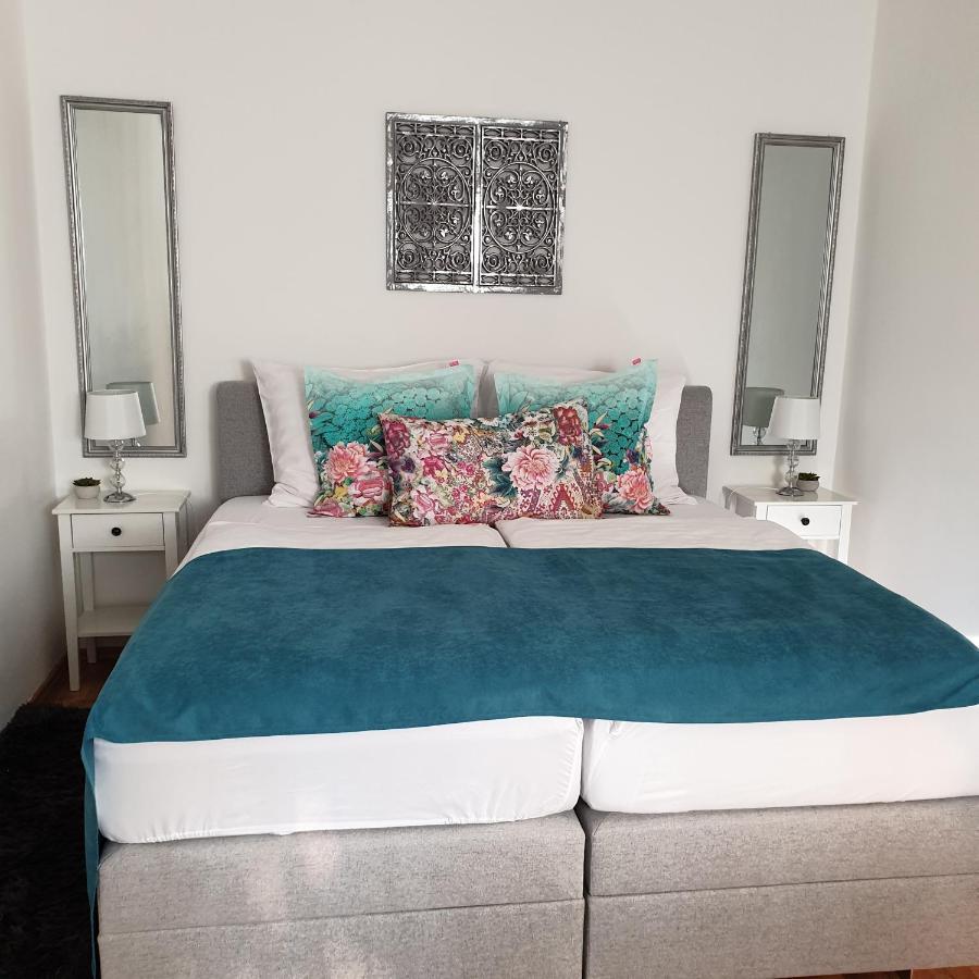 Paradise Apartman Мишкольц Экстерьер фото