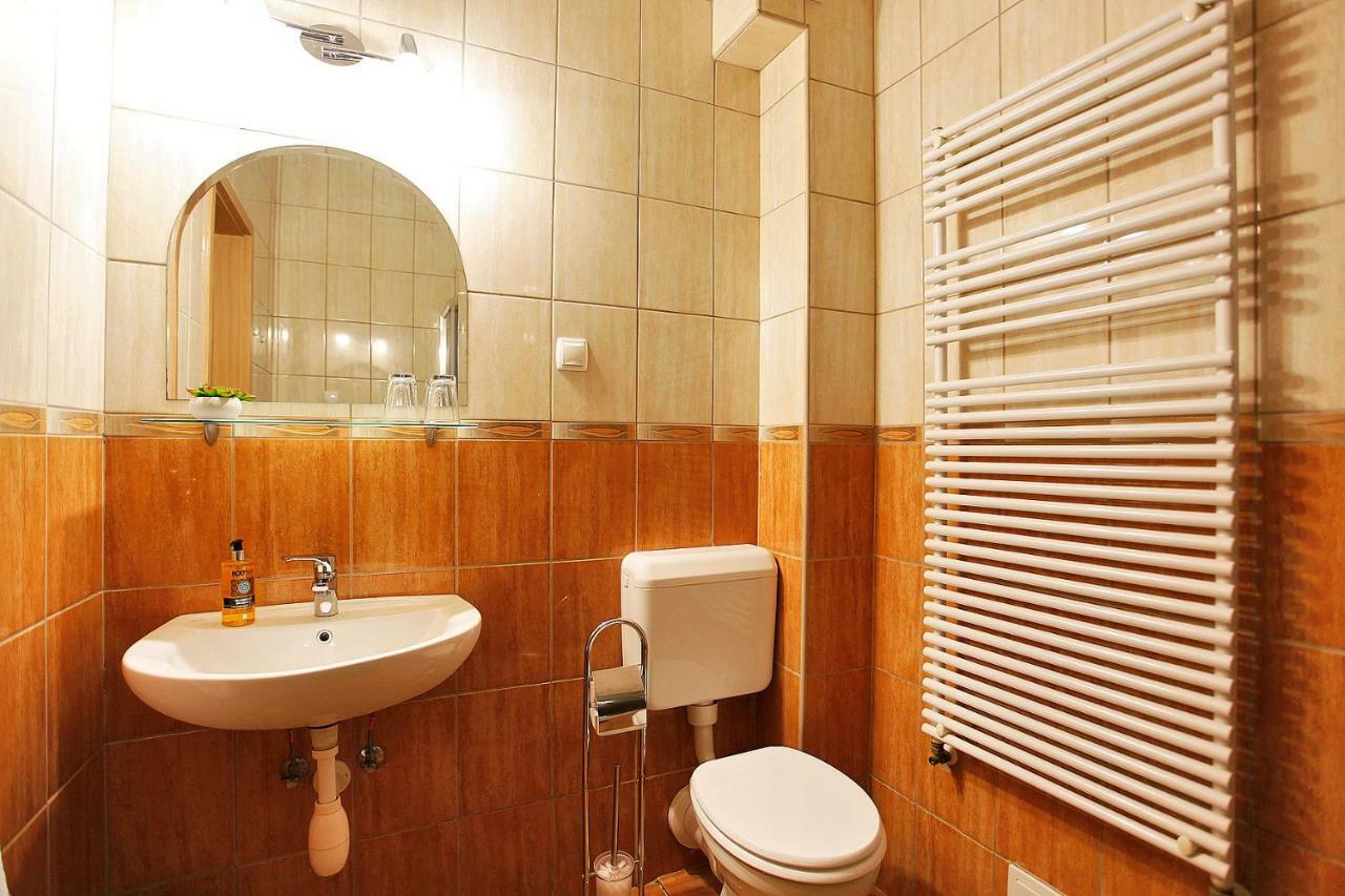 Paradise Apartman Мишкольц Экстерьер фото