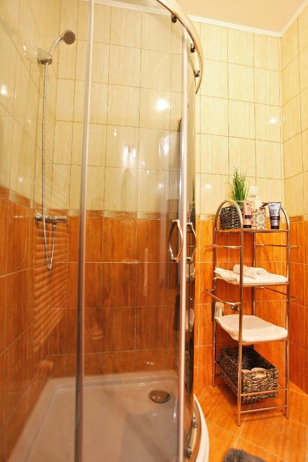 Paradise Apartman Мишкольц Экстерьер фото
