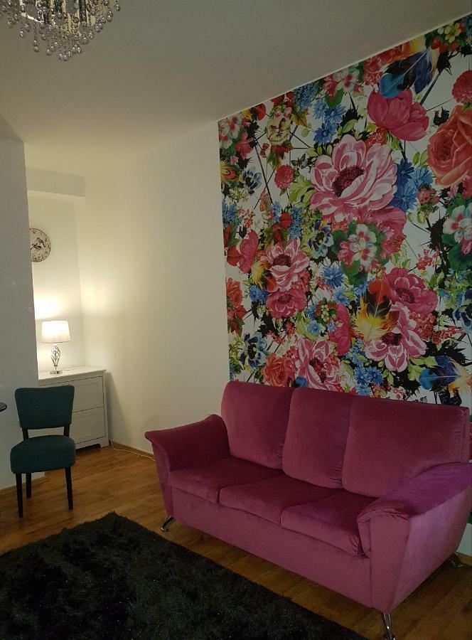 Paradise Apartman Мишкольц Экстерьер фото